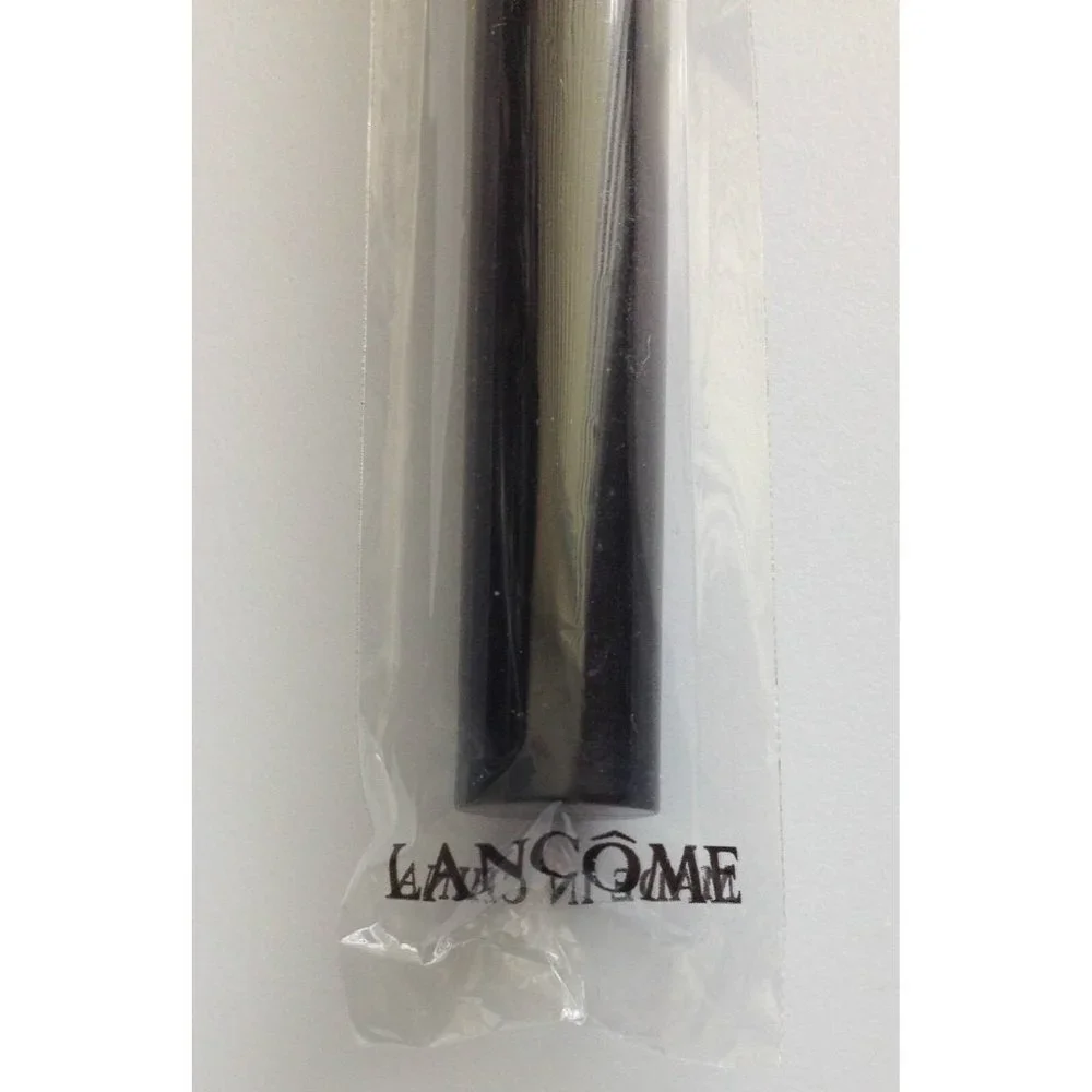 Lancôme authentic  foundation