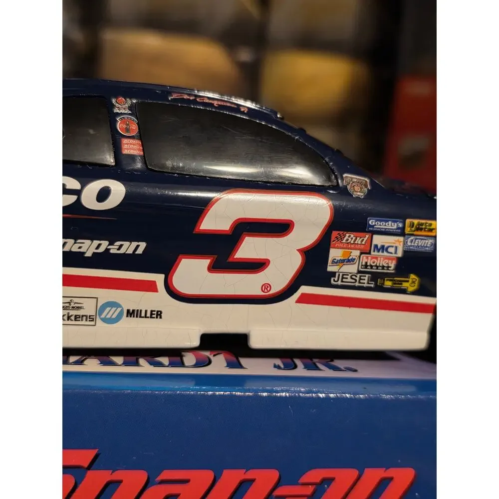 Action dale earnhardt