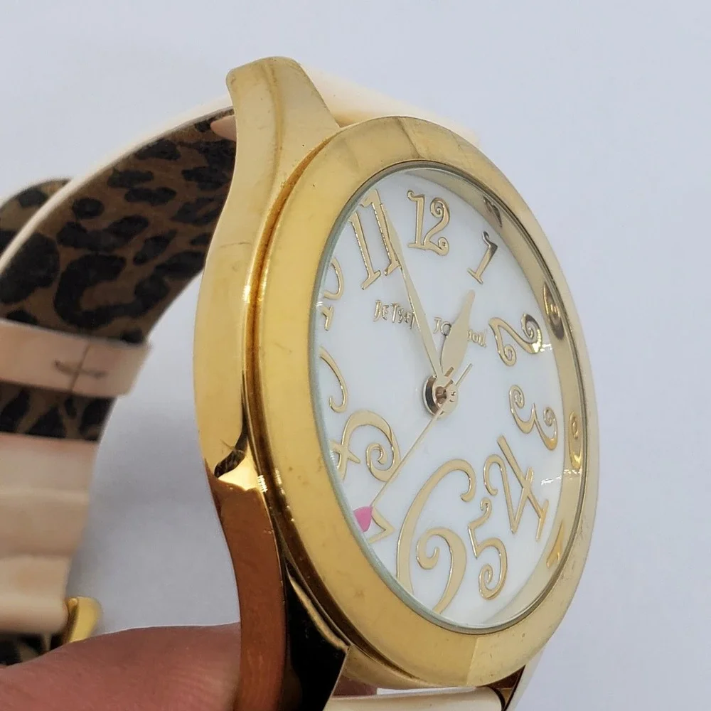 Betsey Johnson used working