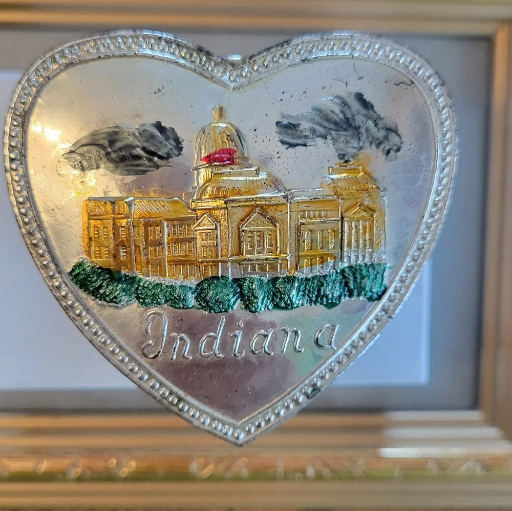 Vintage see treasures