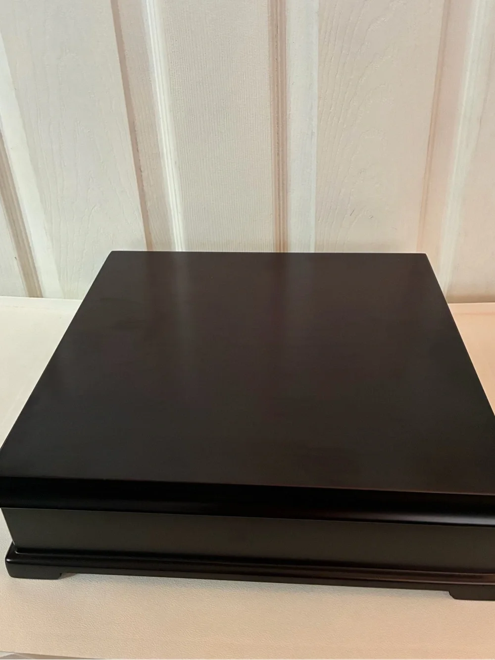 Bombay velvet compartments wood