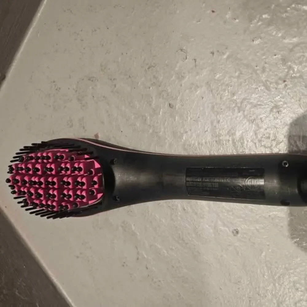 Simply Straight Hair Brush Flat Iron Hair Curler WORKS