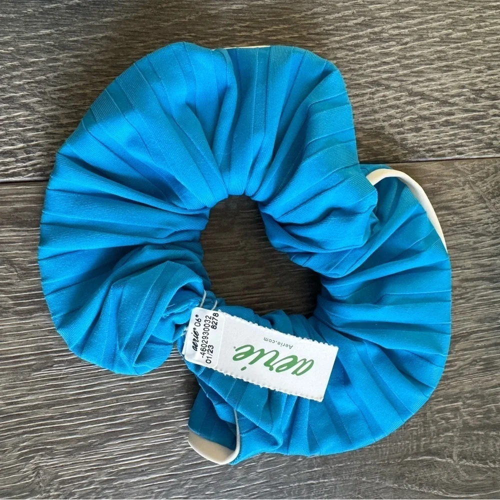 aerie lot scrunchies