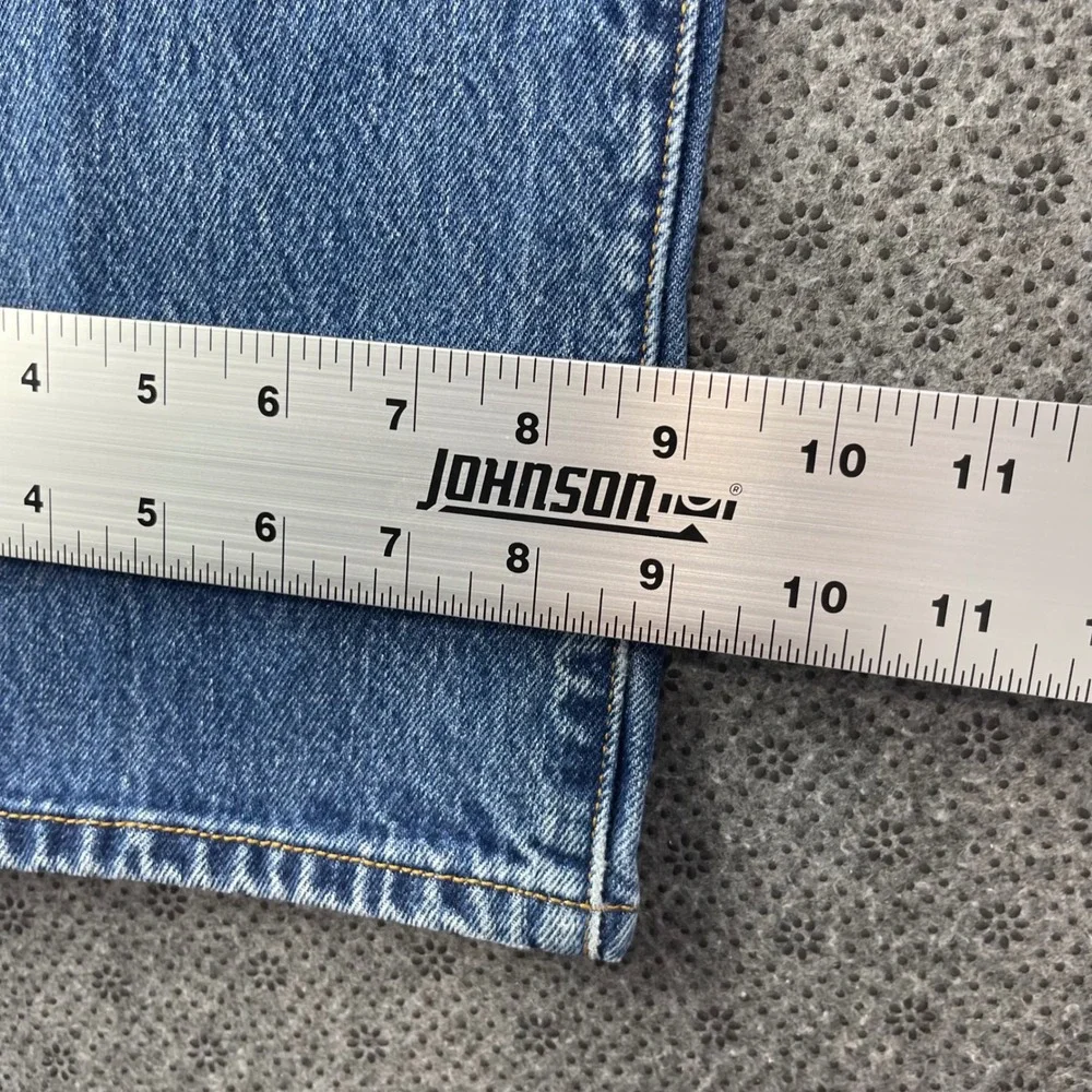 Levis excellent pre