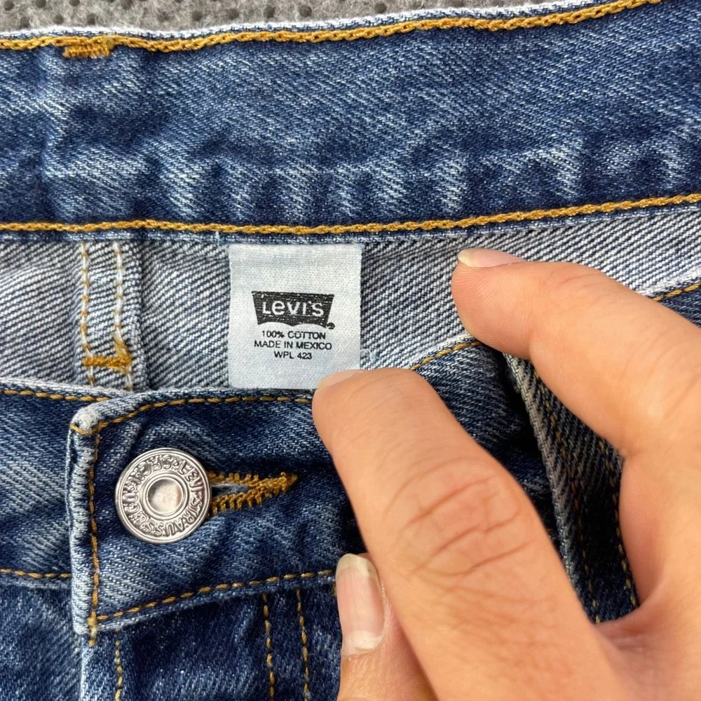 Levis excellent pre
