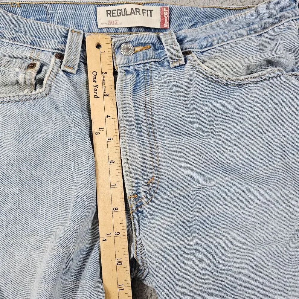 Levis this preowned