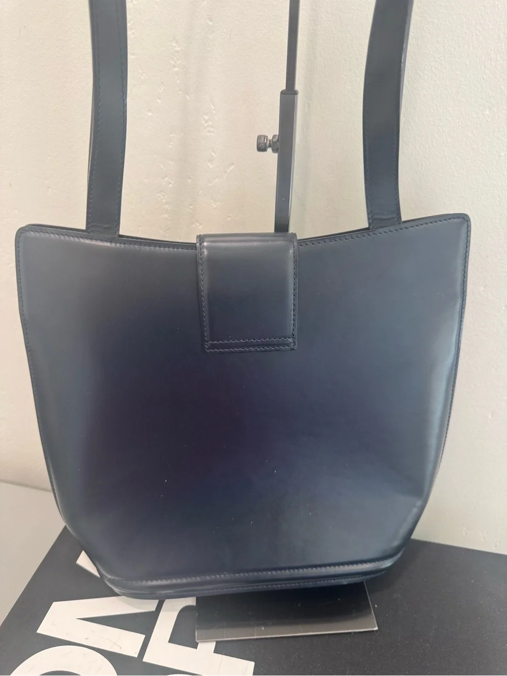 Bally night signature