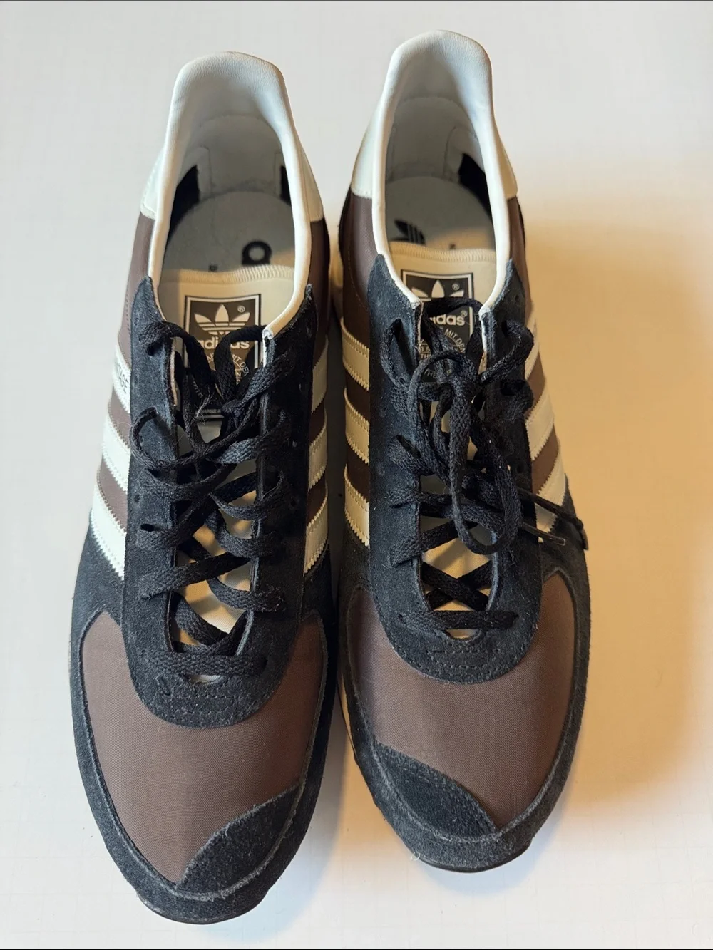 adidas Men’s Brown, Black & White Retro Runner Sneakers