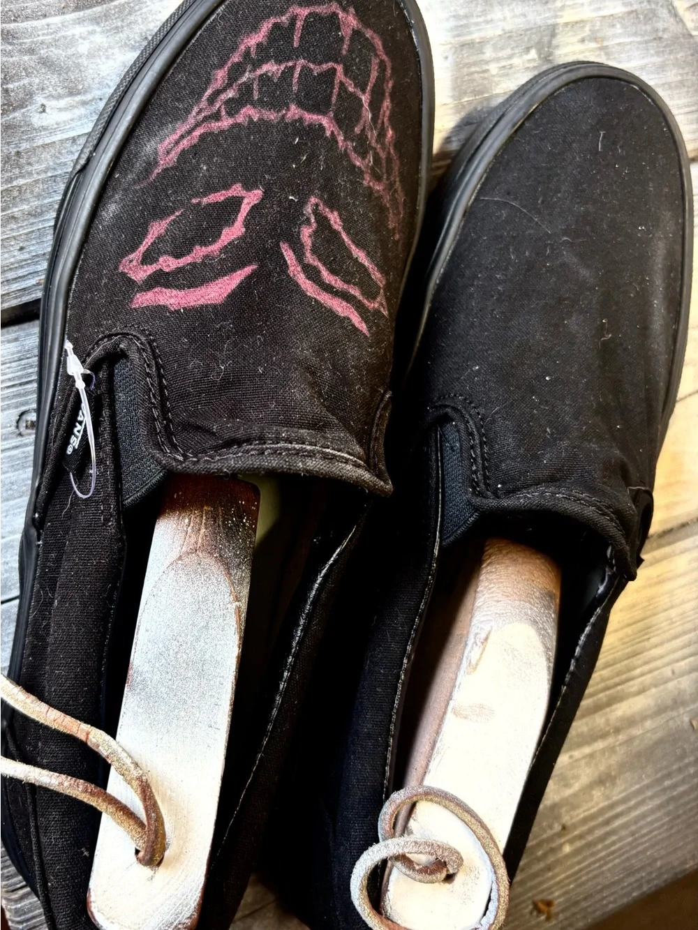 Vans comfortable black