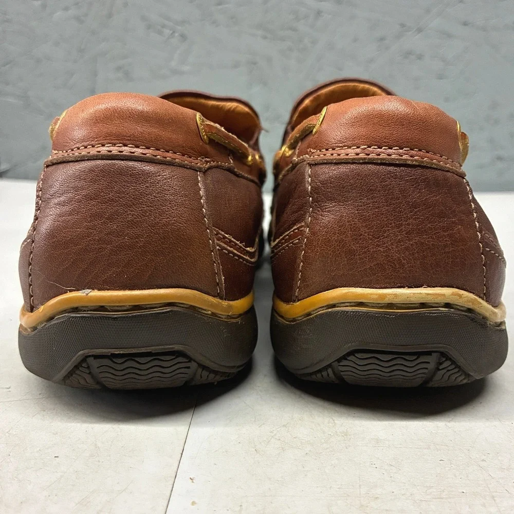 Tommy Bahama faint surface