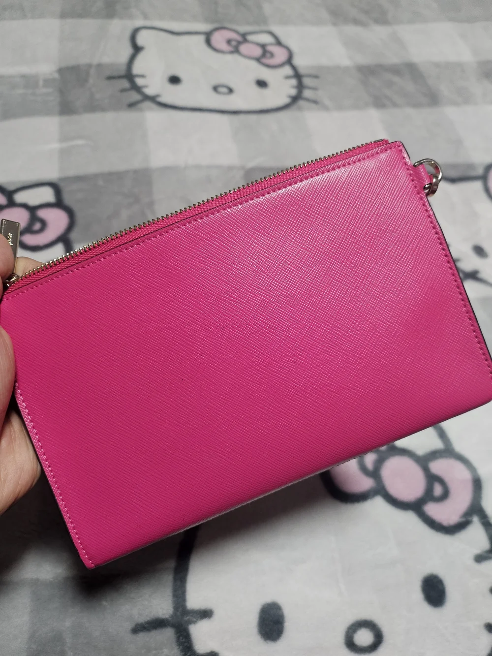 kate spade hot zip essentials