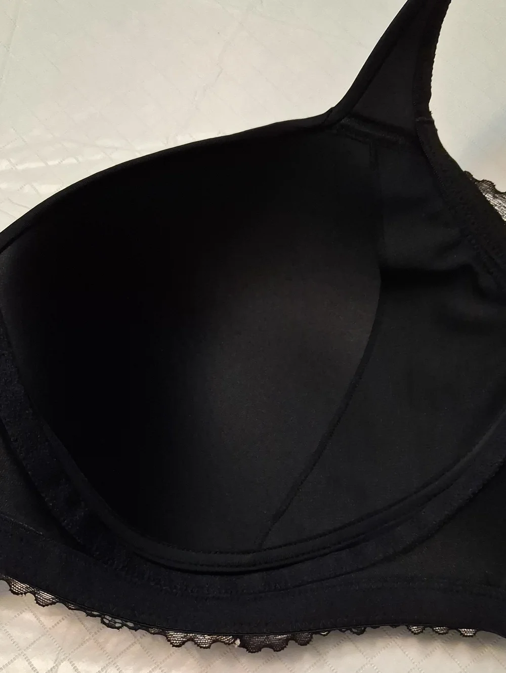 Breezies size 44d