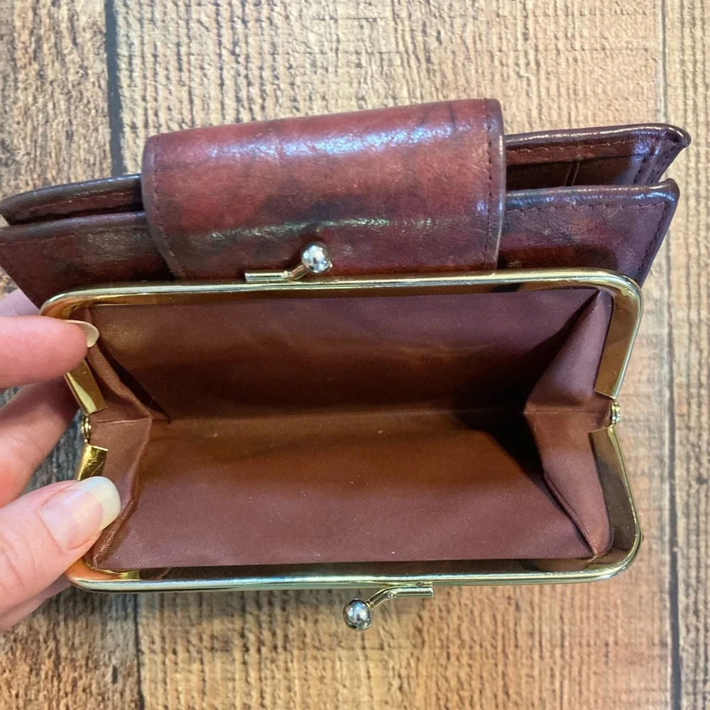 Buxton vintage wallet