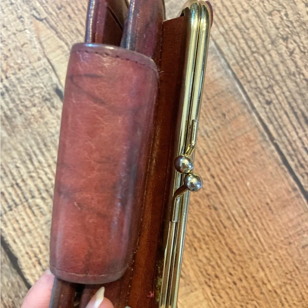 Buxton vintage wallet