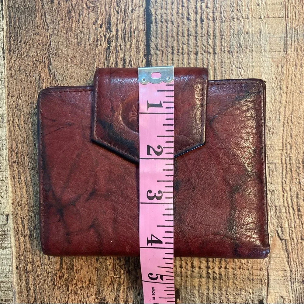 Buxton vintage wallet