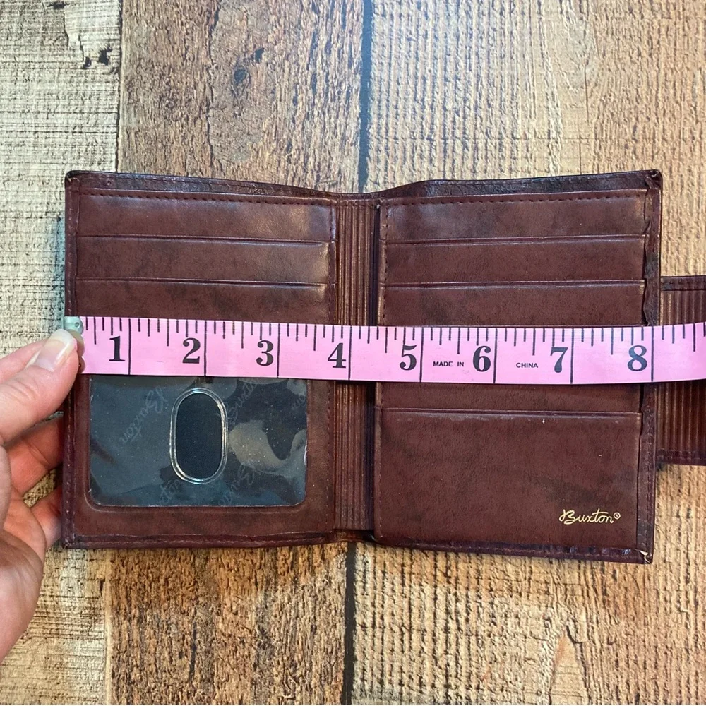 Buxton vintage wallet