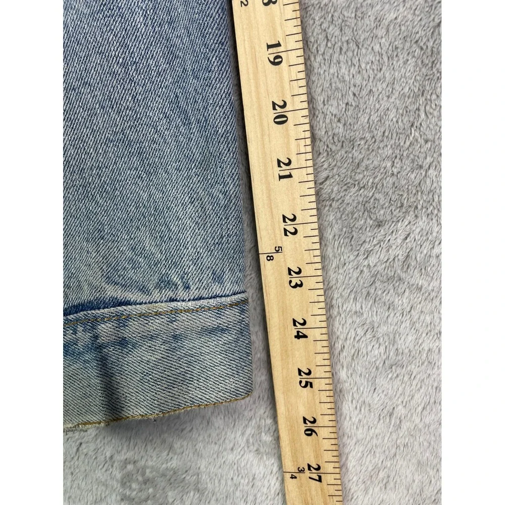 Levis up sale