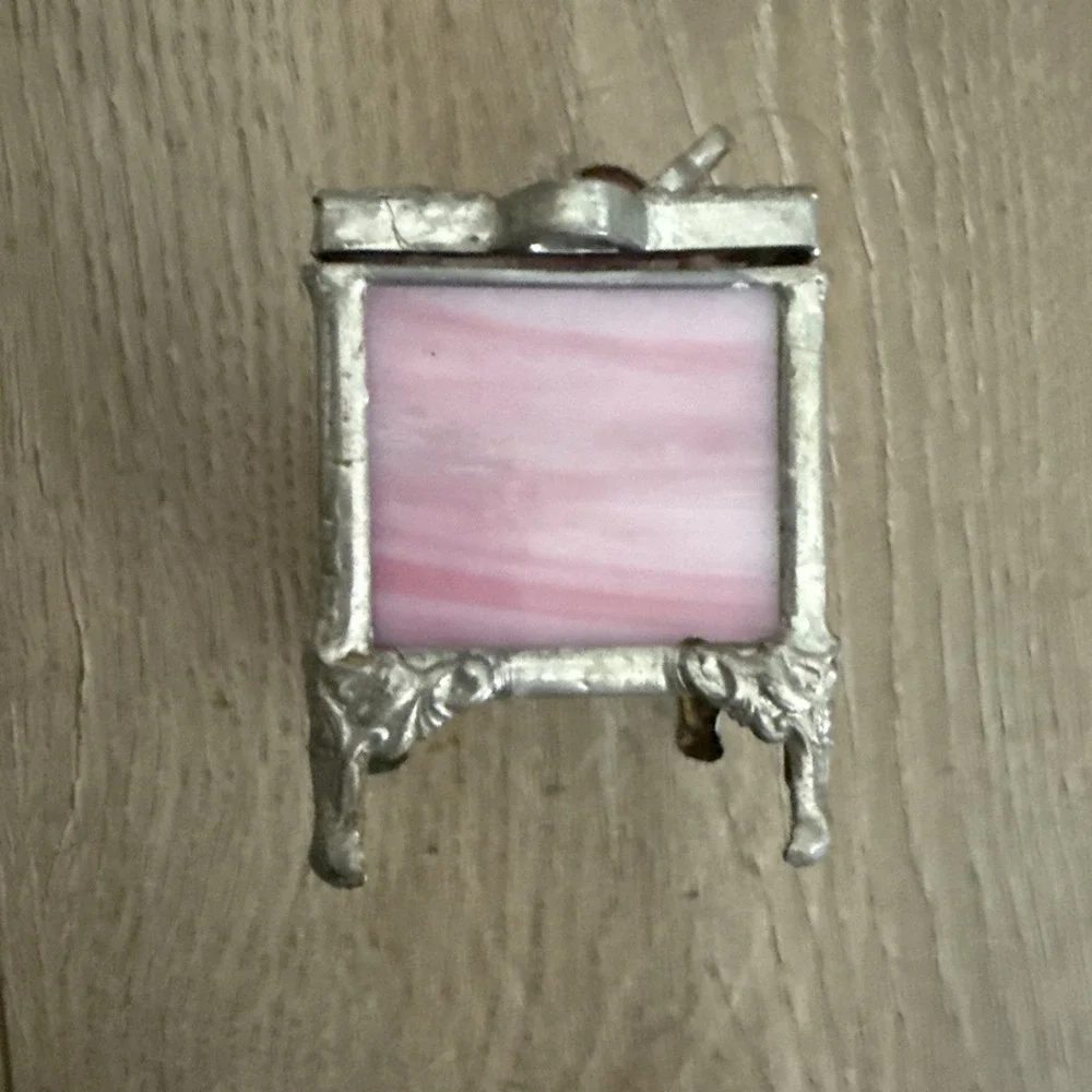 N/A vintage pink