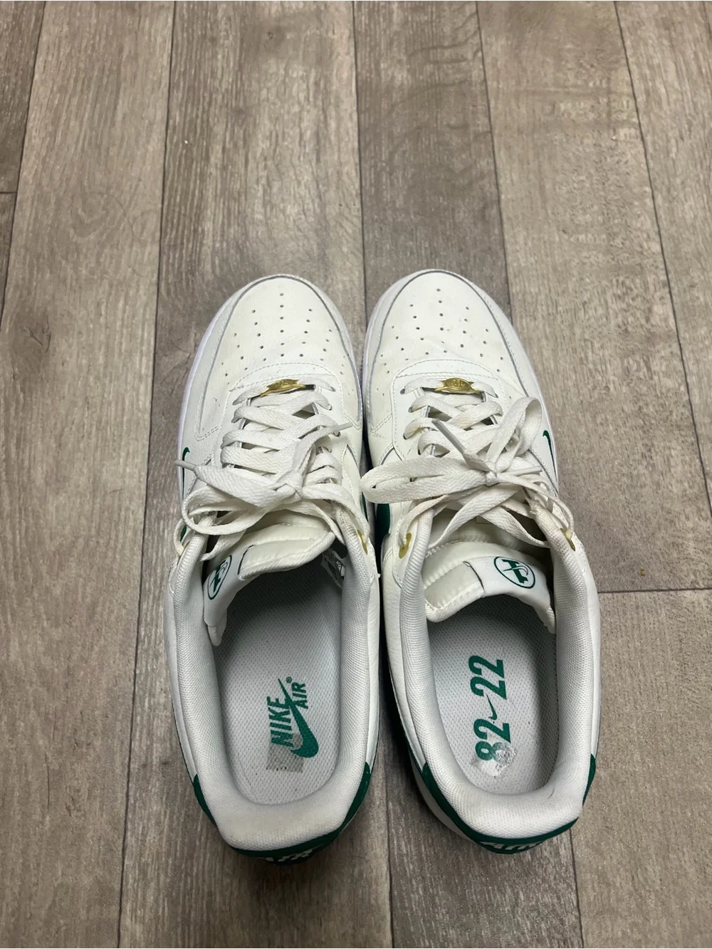 Nike sole bold