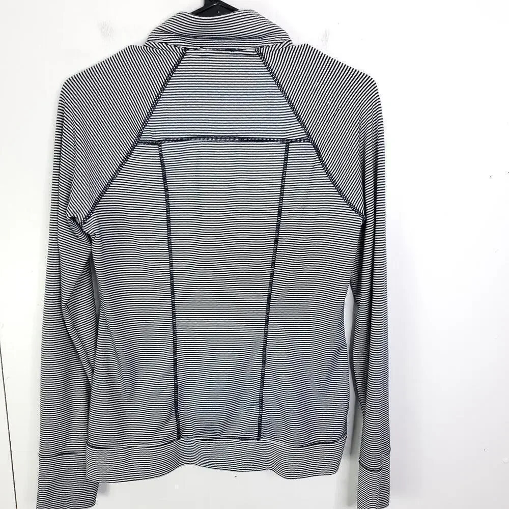 Athleta embrace casual