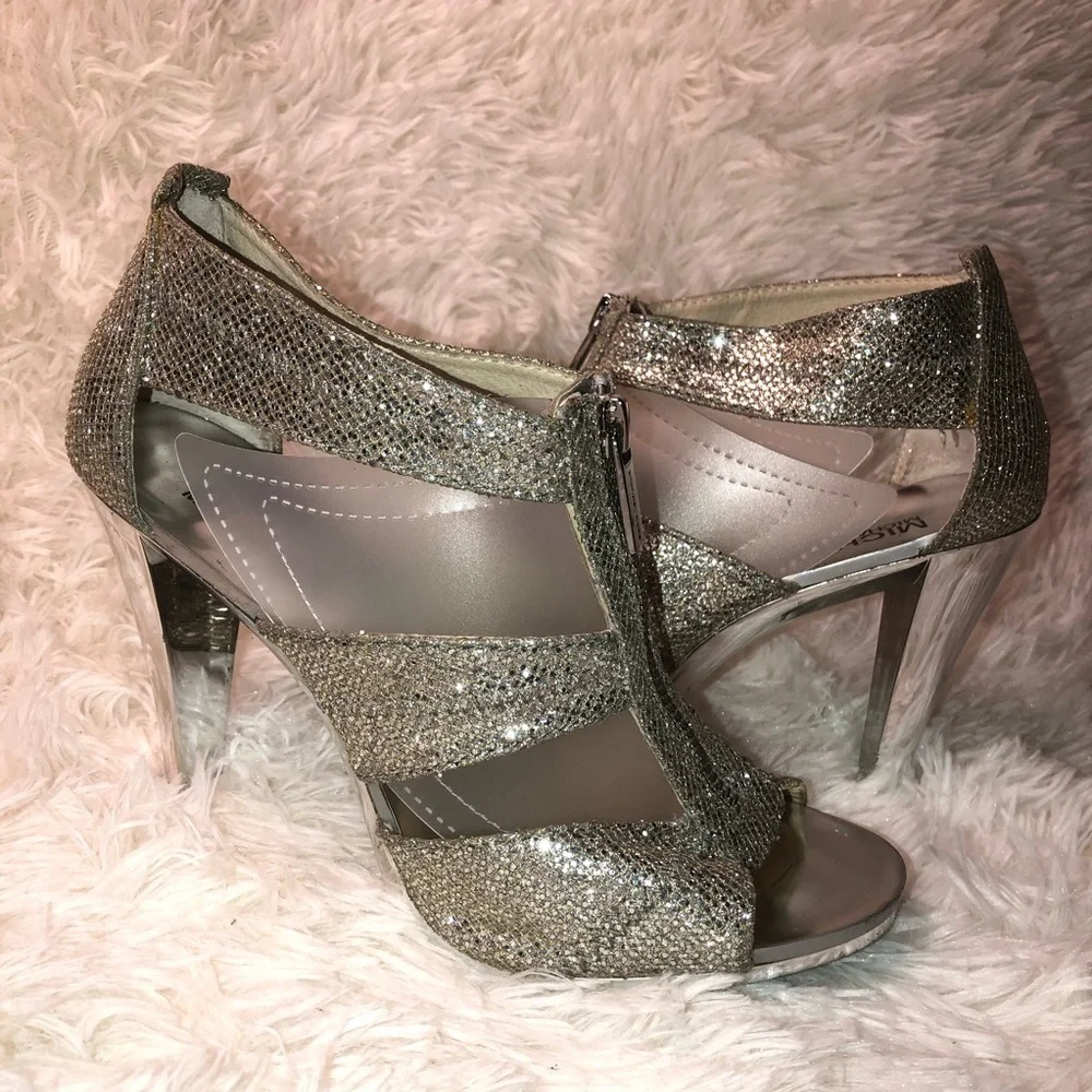 Michael Kors shine every