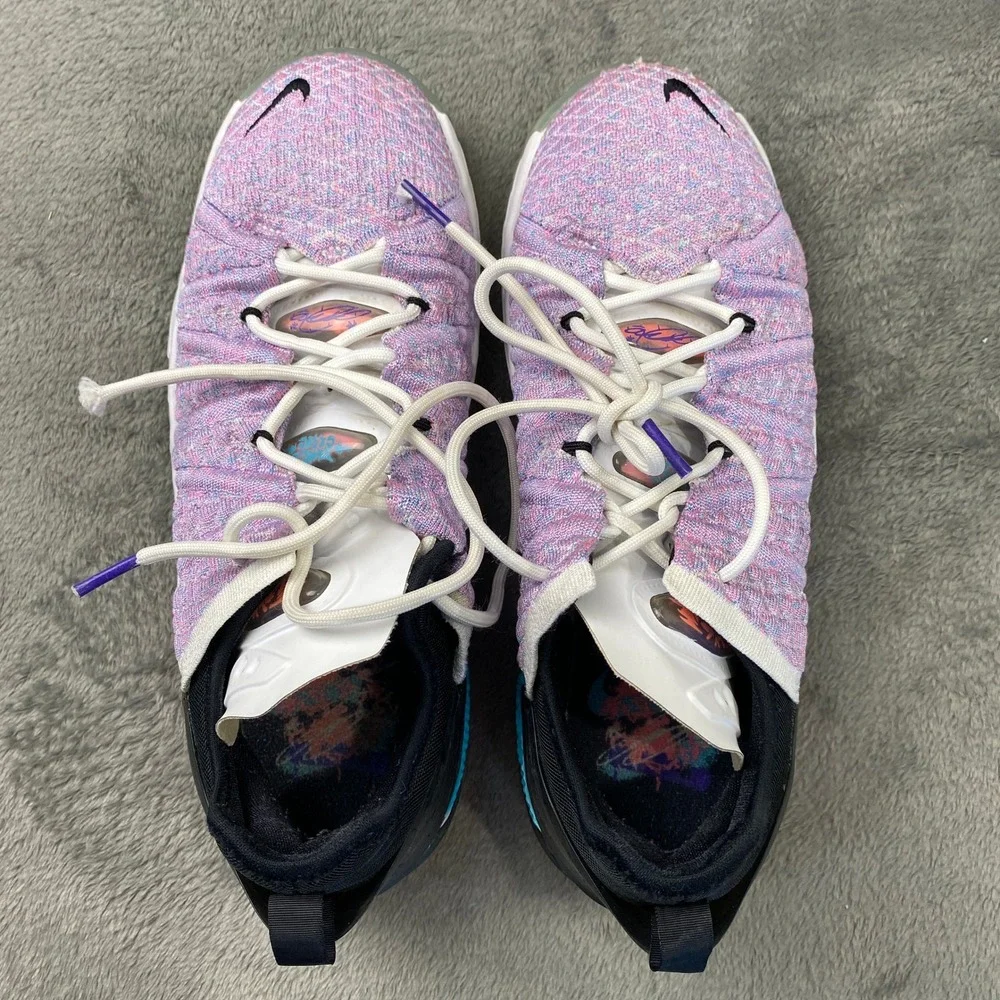 Nike these sneakers