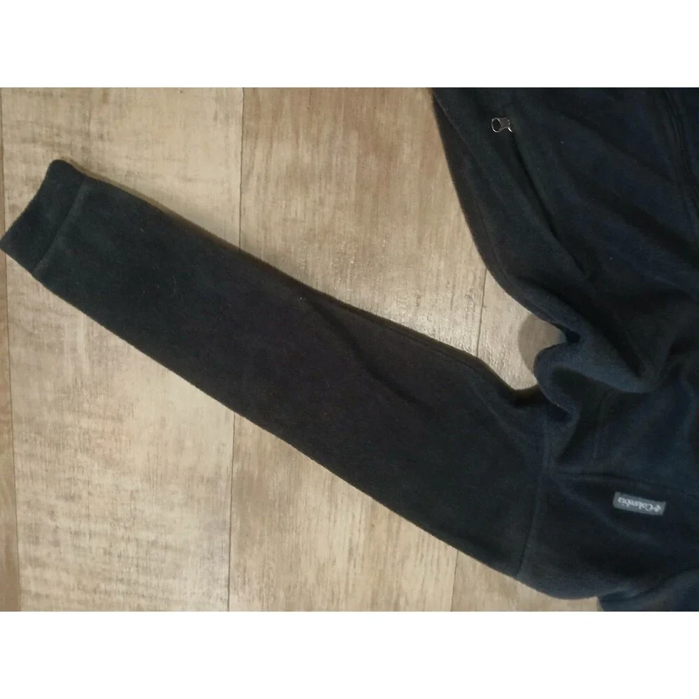 Columbia fading shoulder