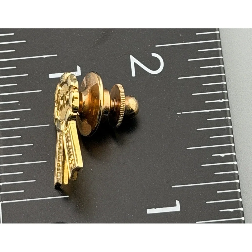 N/A size pin