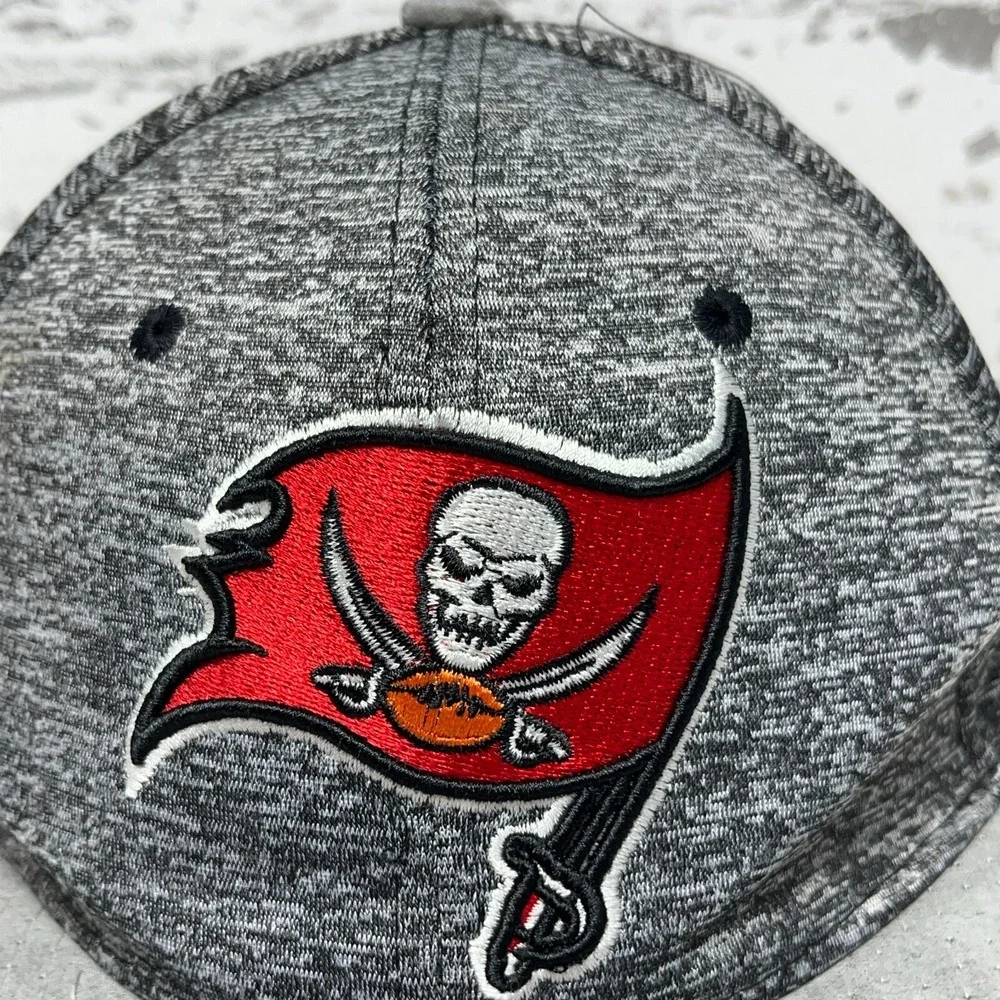New Era includes hat