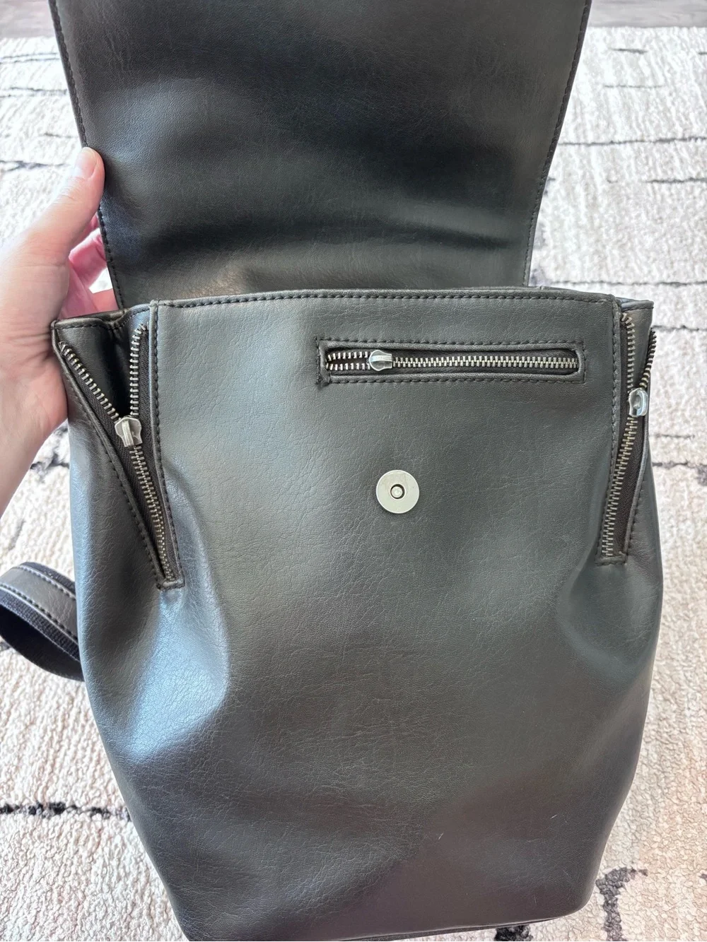Matt & Nat sleek matte