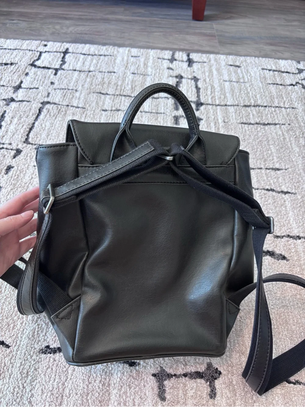 Matt & Nat sleek matte