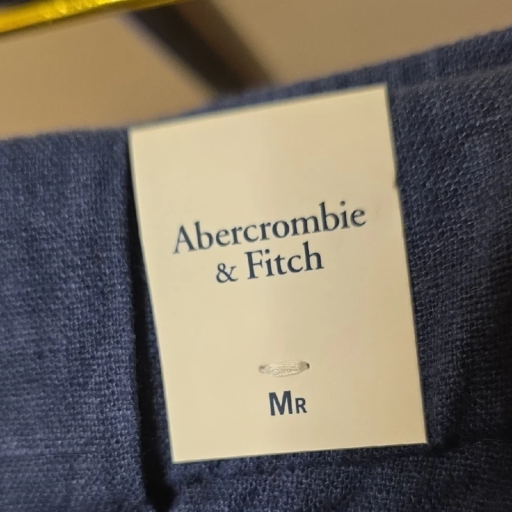 Abercrombie & Fitch navy cargo