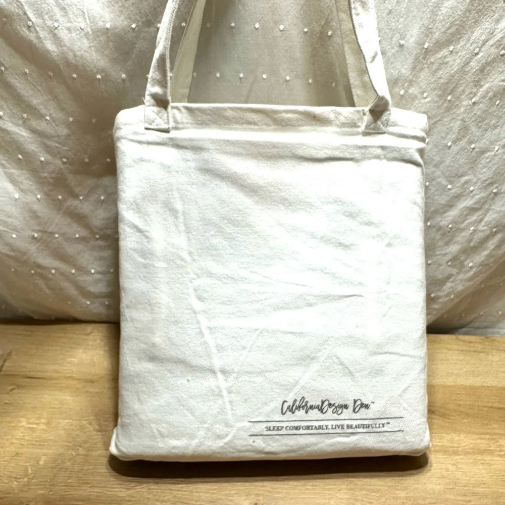 California Design Den nwt new
