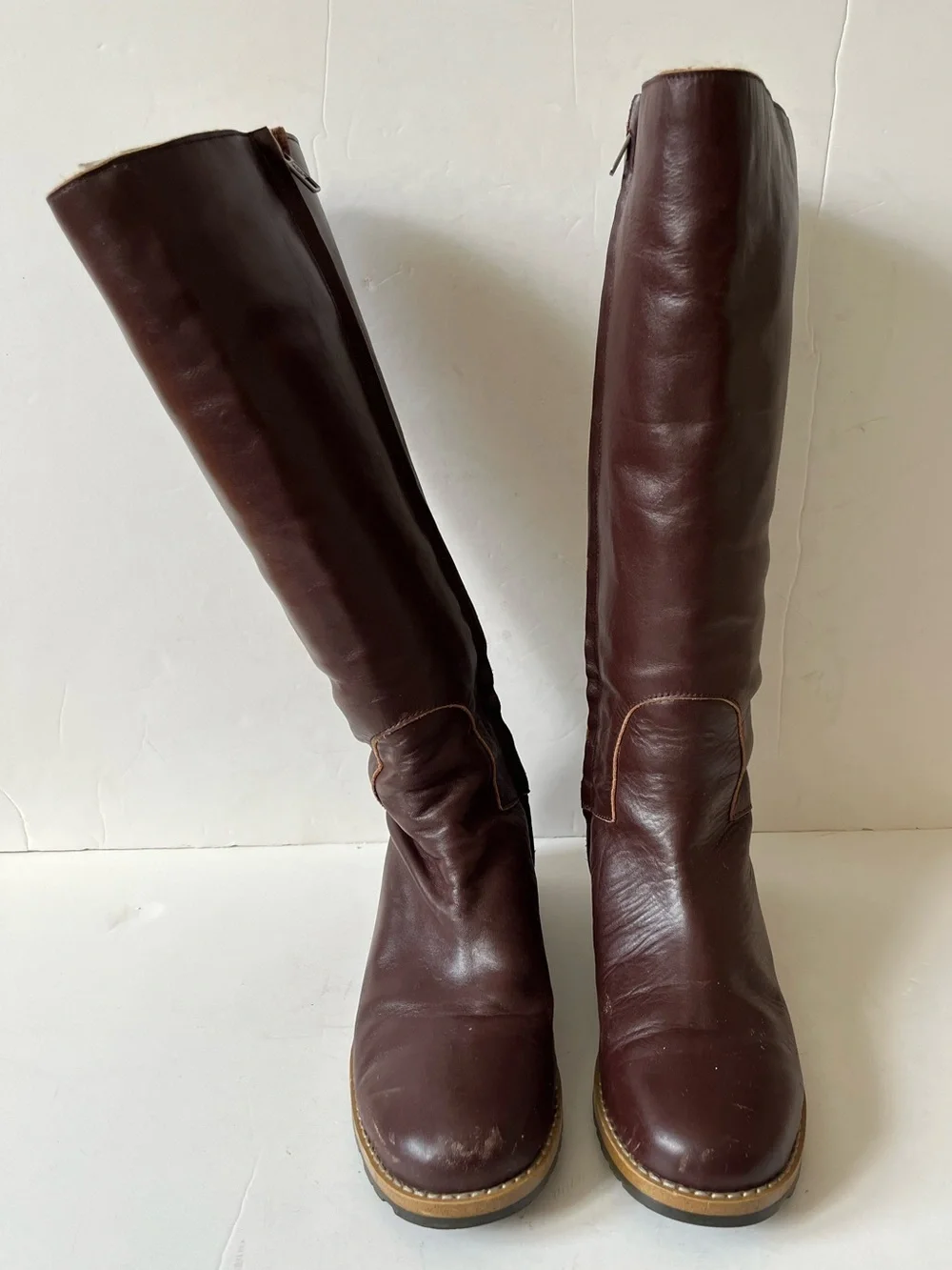 UGG timeless pre