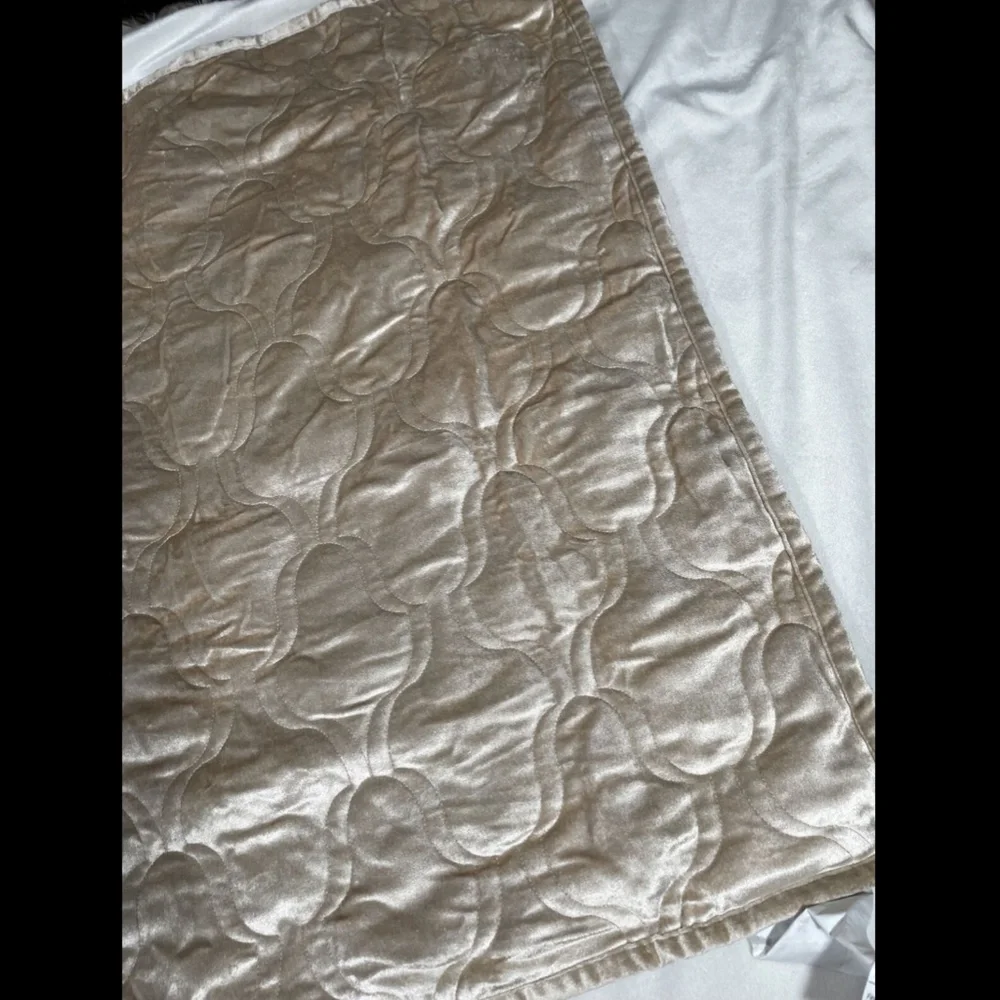 Hotel Collection nib $135