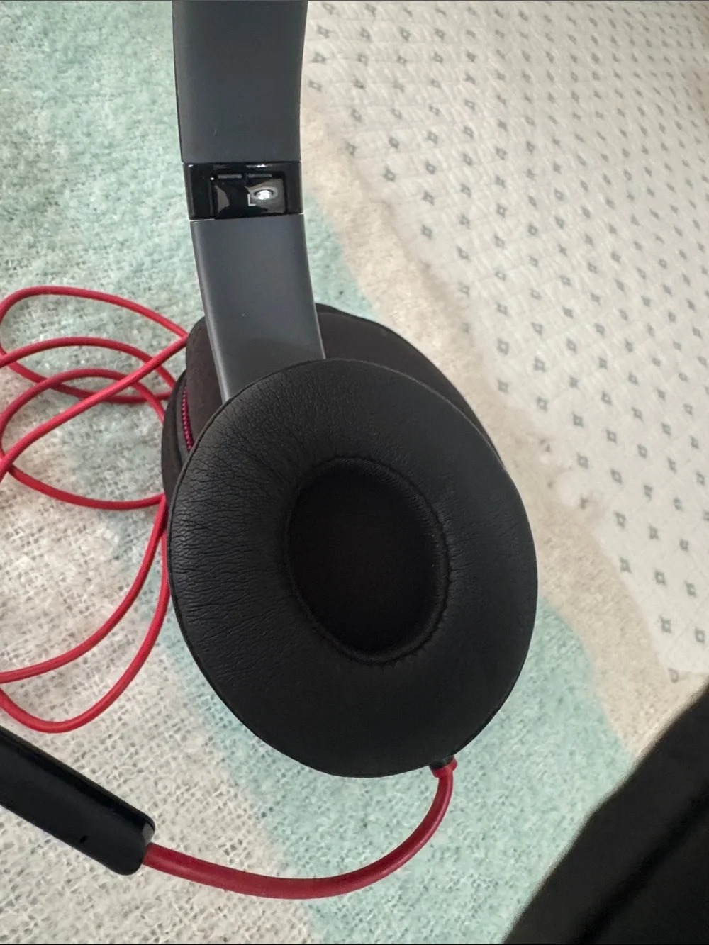 Beats by Dre authentic beats