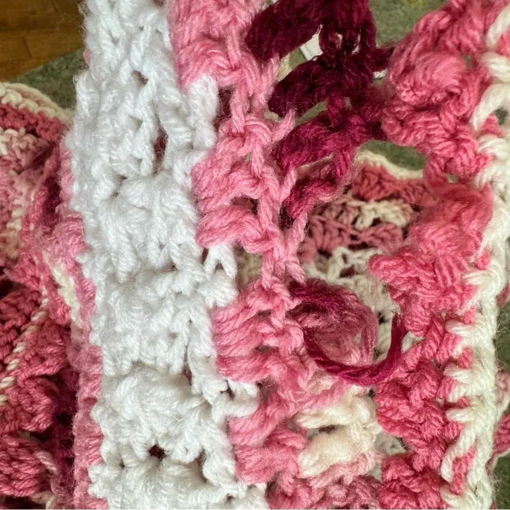 Evelyn Swallow afghan small crochet