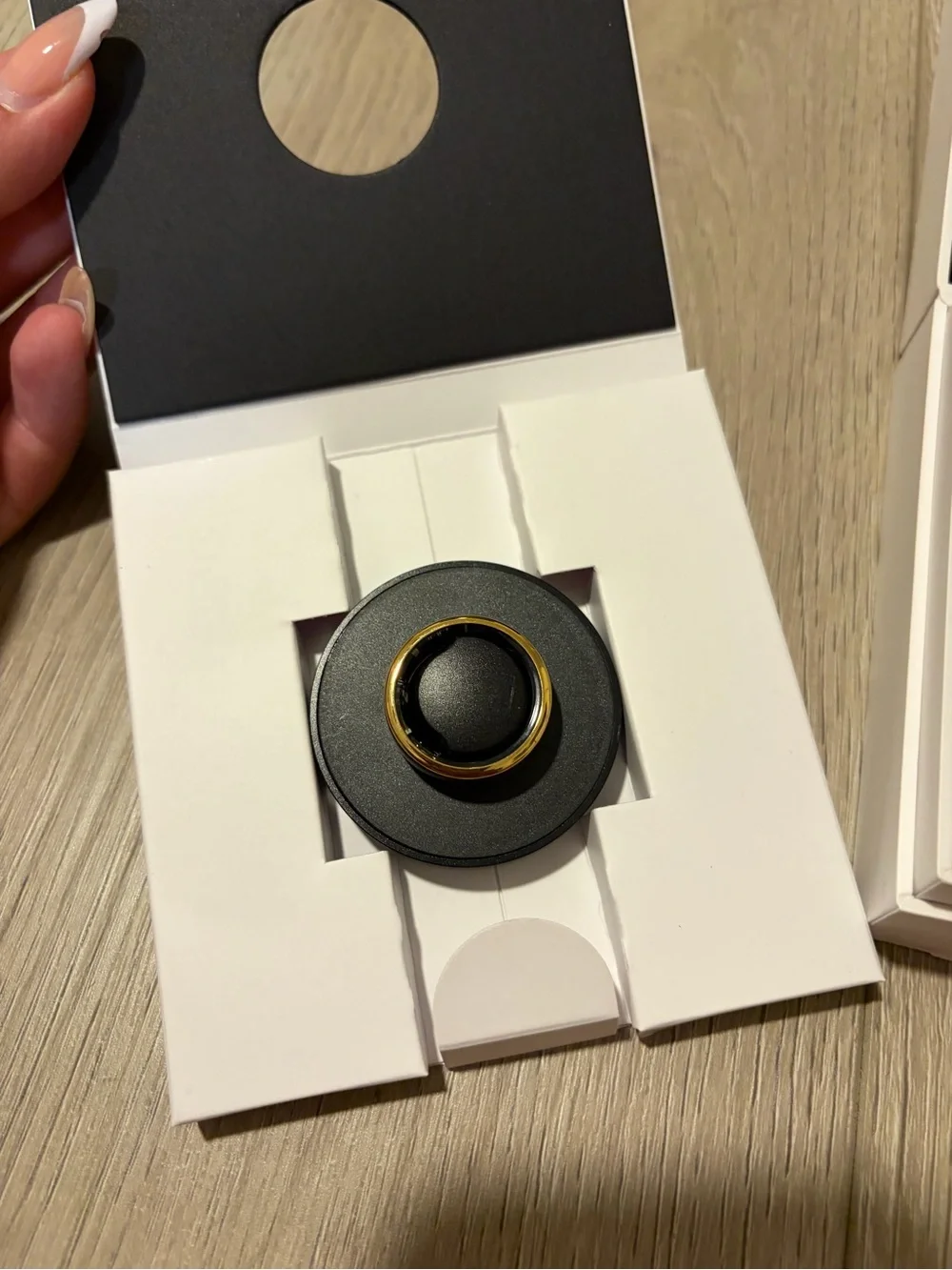 Oura like new