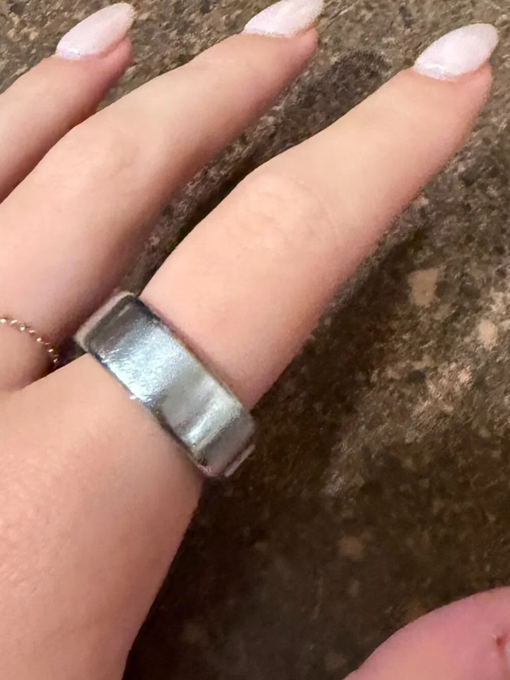 Oura Ring 4 in Silver Size 8
