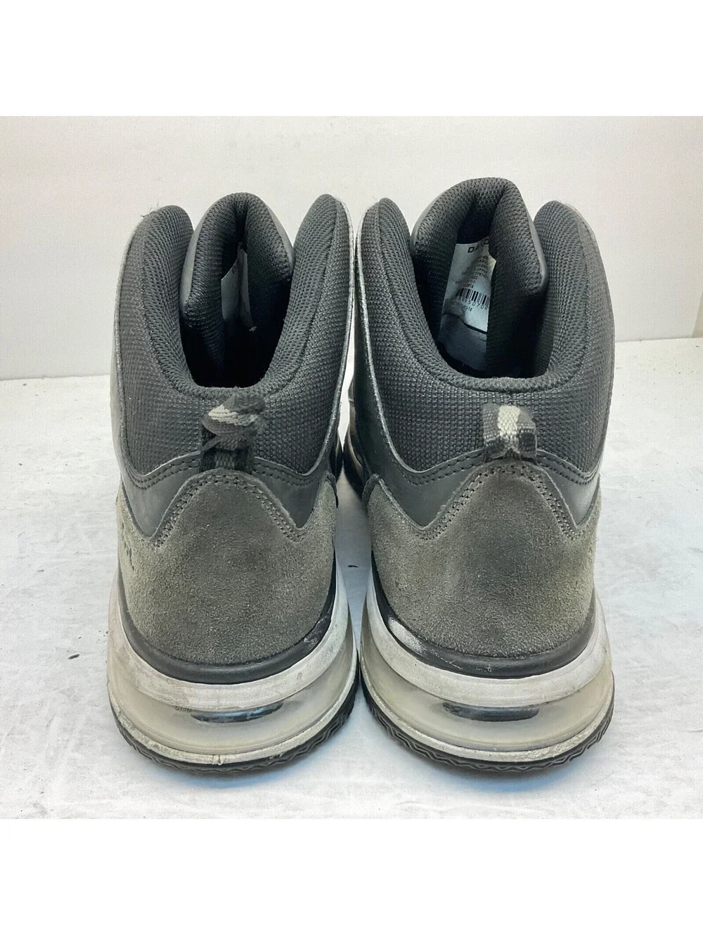 Dakota used boots