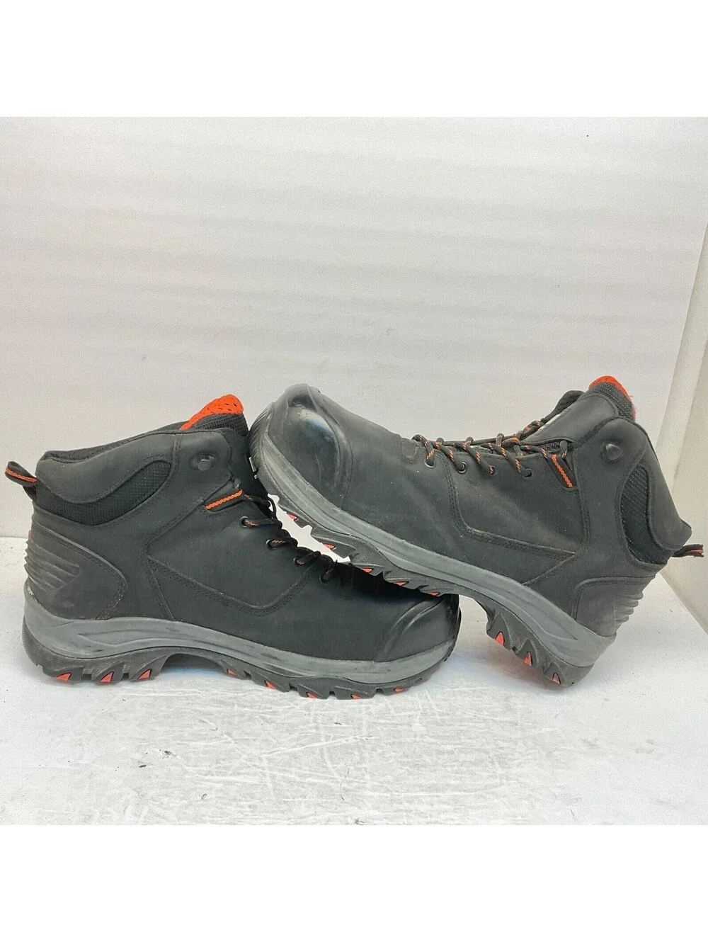Helly Hansen used boots
