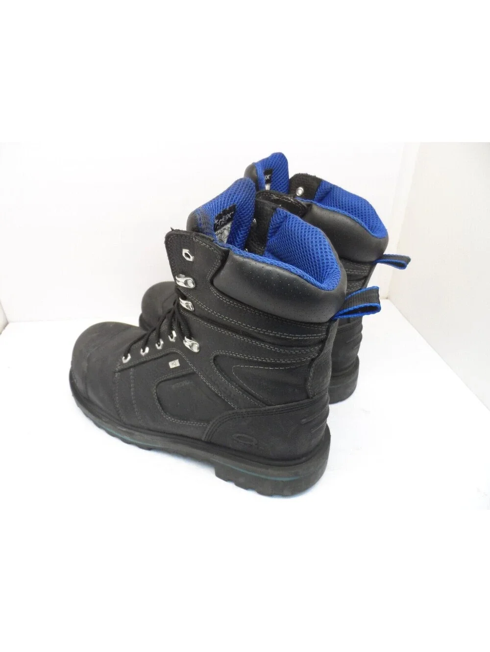 Dakota used boots