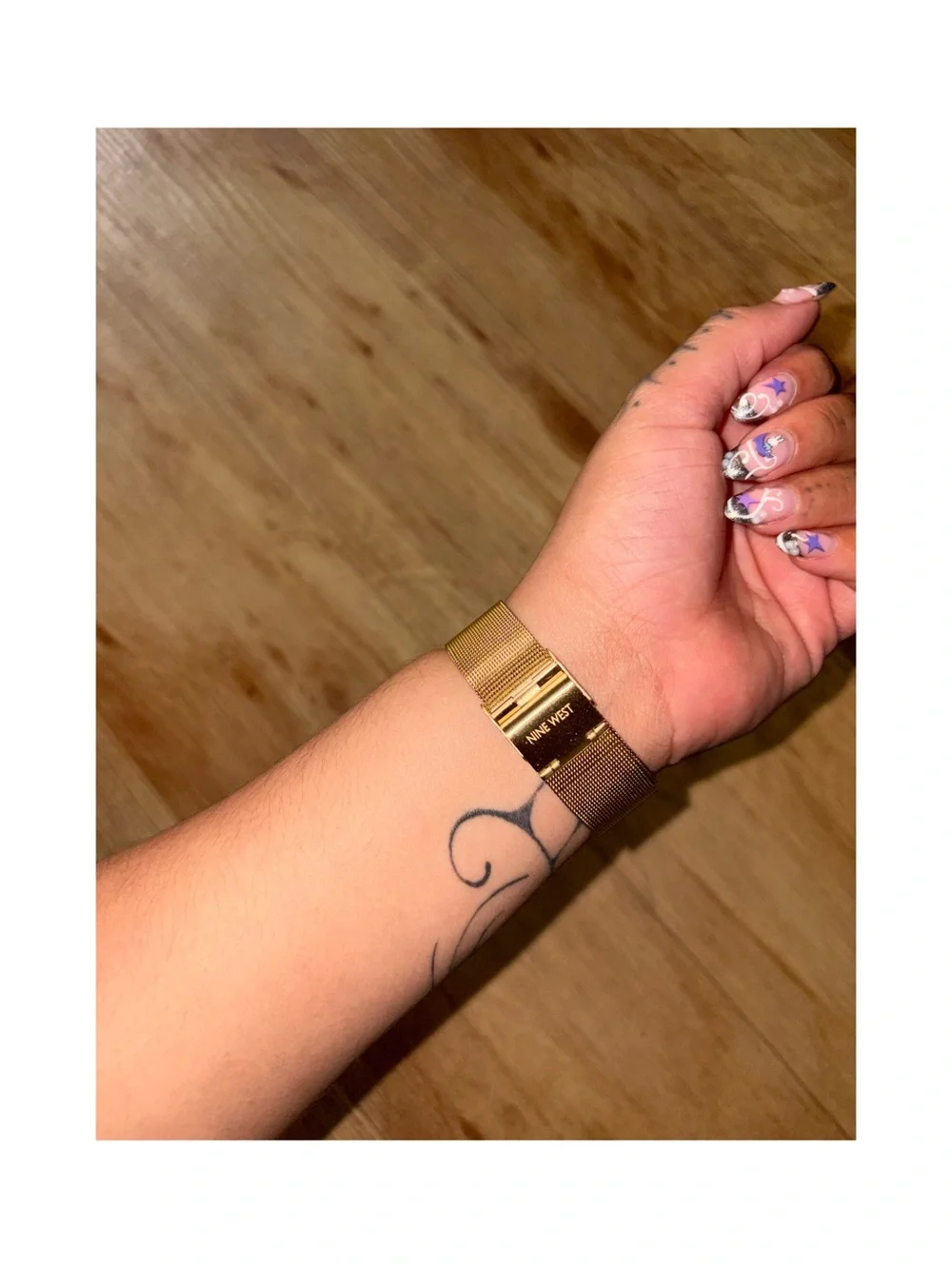 Nine West band dial