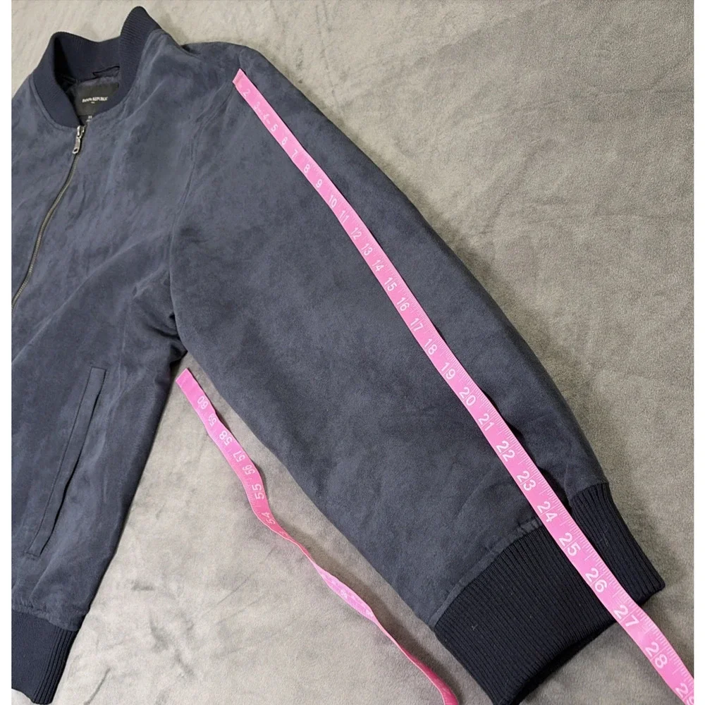 Banana Republic its items us