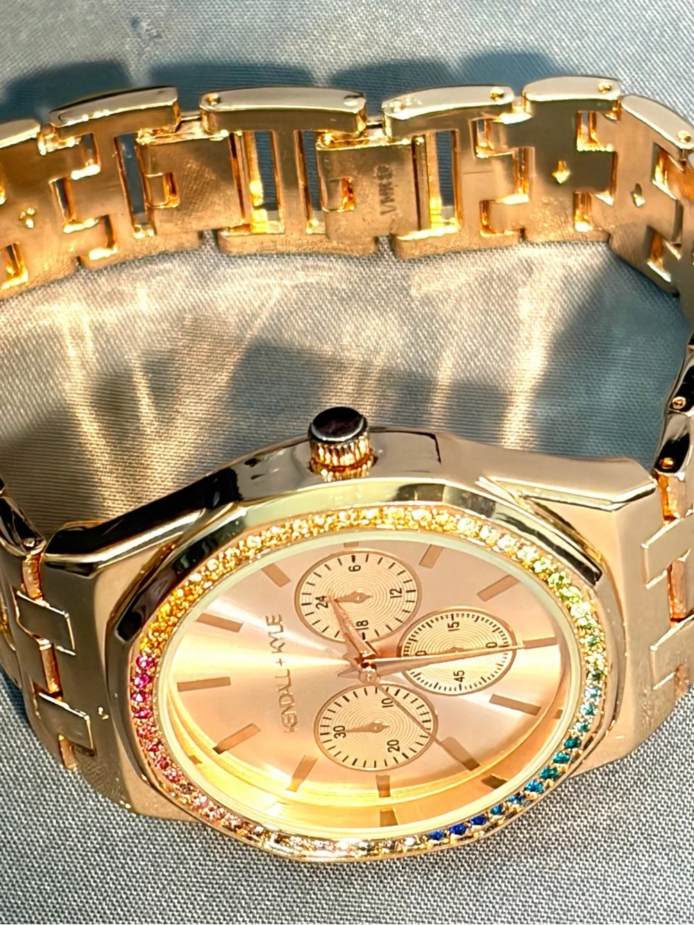 Kendall & Kylie bracelet rainbow band