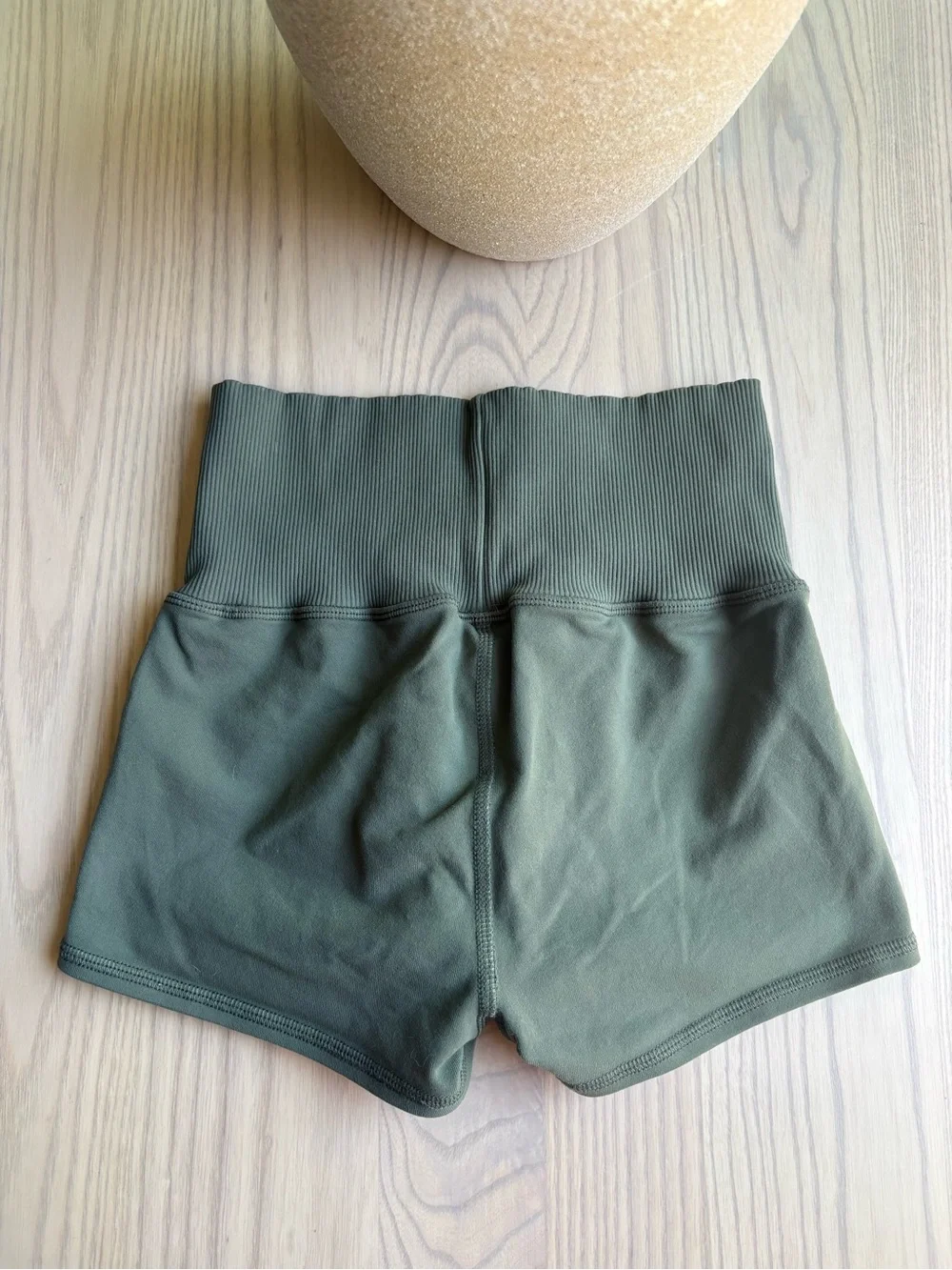 ALO Yoga support wear