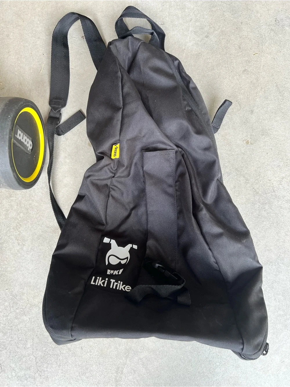 Doona toy ride parent