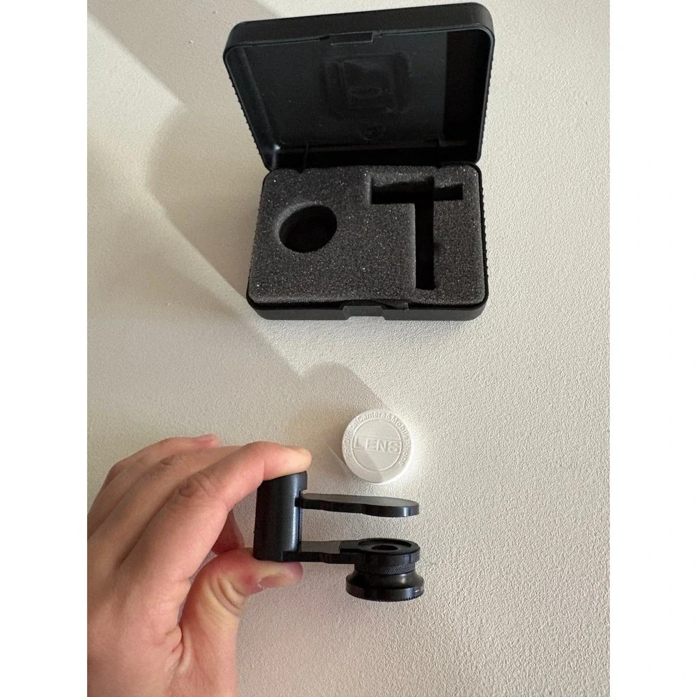 N/A clip smartphone