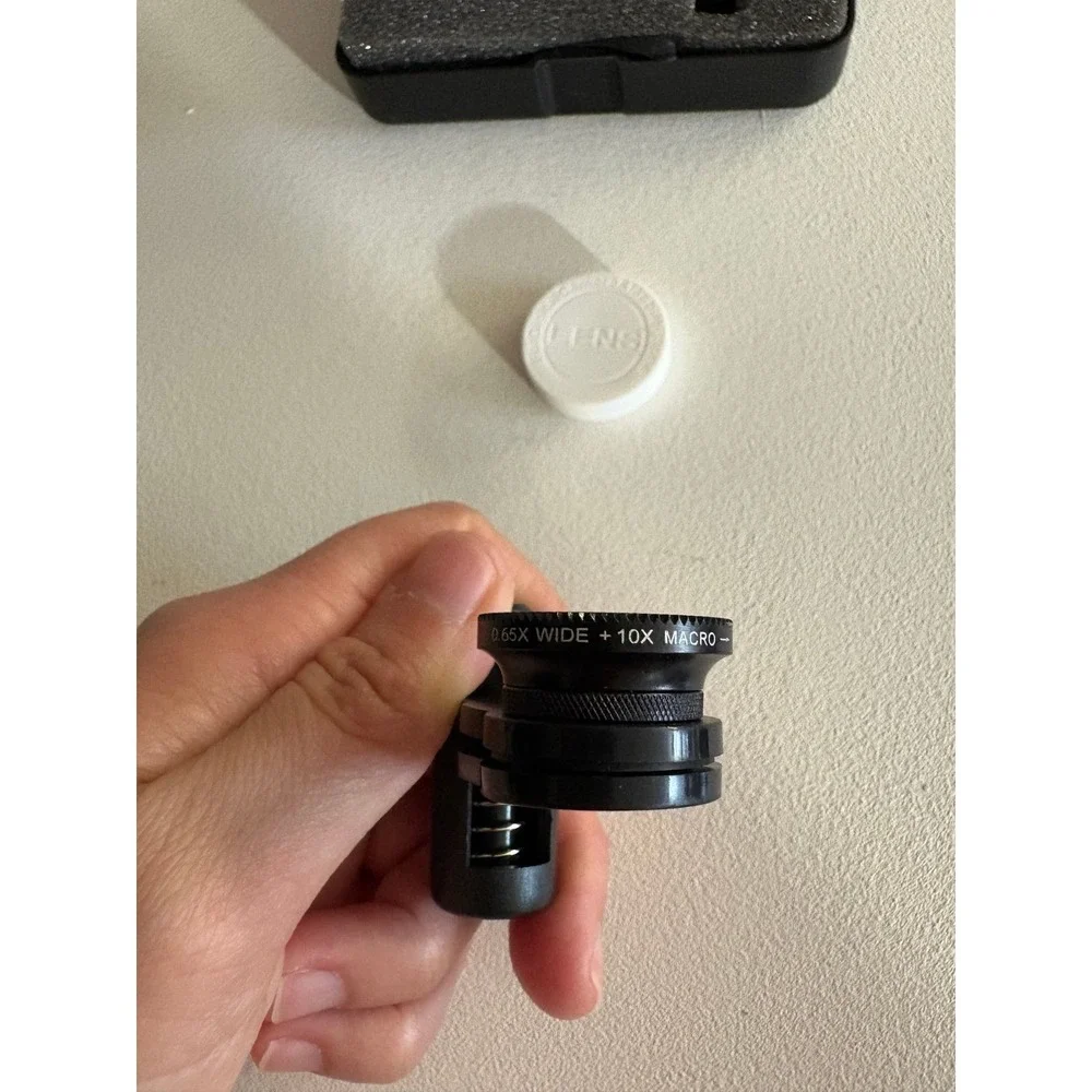 N/A clip smartphone