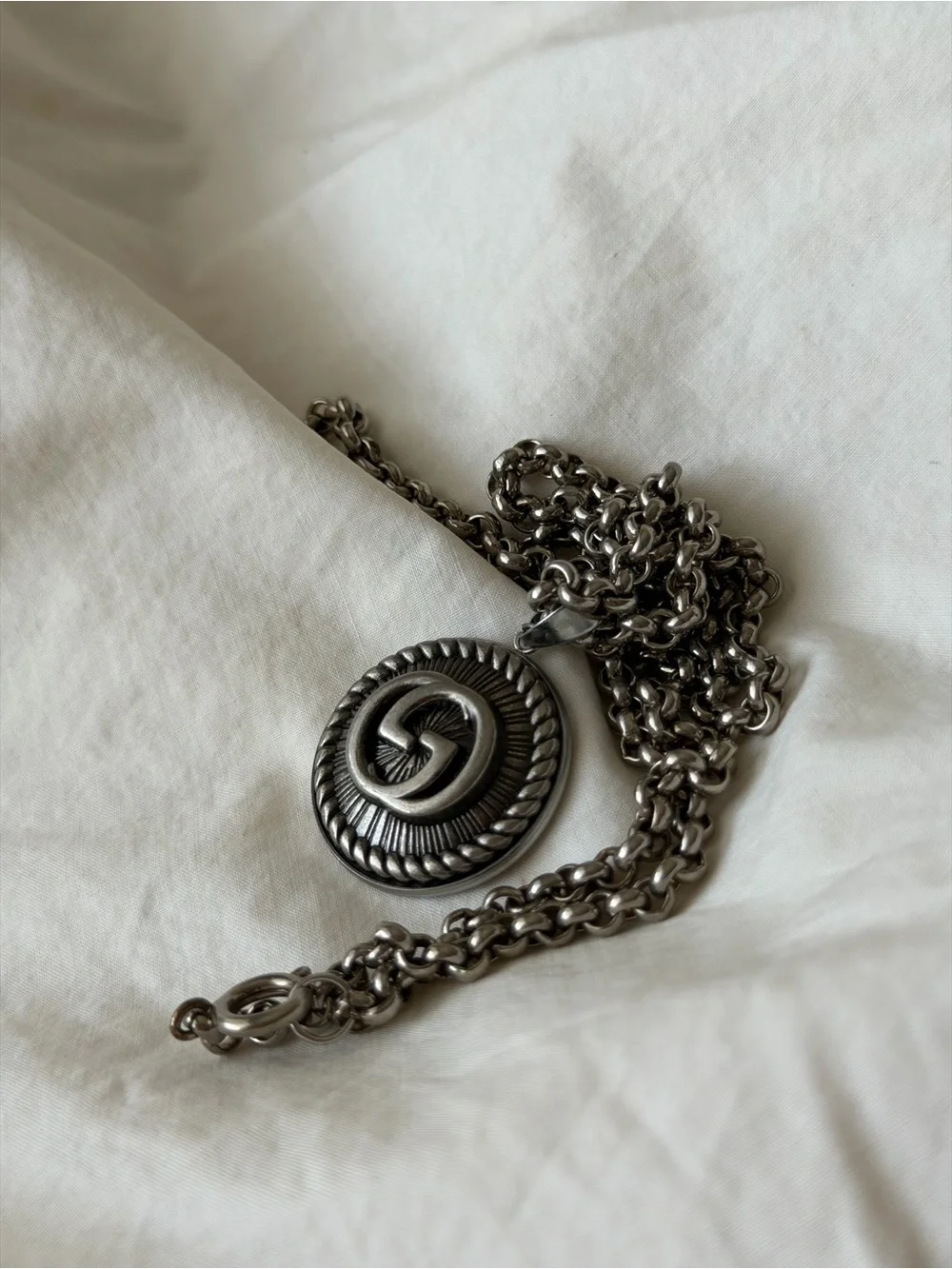 Gucci authentic button